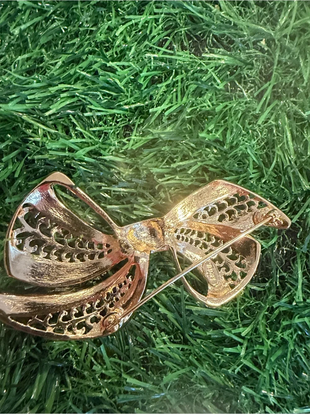 Vintage Trifari Set Brooch Earrings. Rare, Beautiful, Signed.